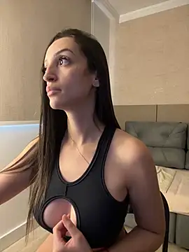 BelleRune online show from 03/01/25, 02:34