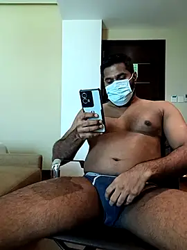 frolicme456 online show from 12/23/25, 04:32