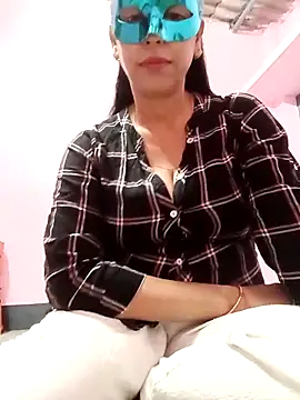 Nisha  19 online show from 11/30/25, 03:38