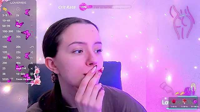 Snapshot of BellaVelure6767 chatting on 03/18/26, 12:25 BellaVelure6767 online show from 03/18/26, 12:25