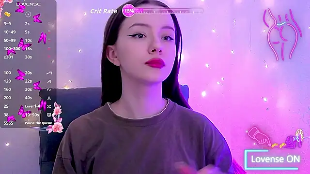 Snapshot of BellaVelure6767 chatting on 03/20/26, 03:11 BellaVelure6767 online show from 03/20/26, 03:11