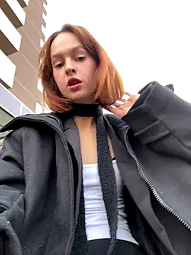 Snapshot of hani_obsessed chatting on 11/20/25, 09:42 hani obsessed online show from 11/20/25, 09:42