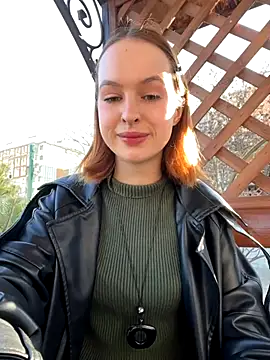 Snapshot of hani_obsessed chatting on 11/29/25, 08:39 hani obsessed online show from 11/29/25, 08:39