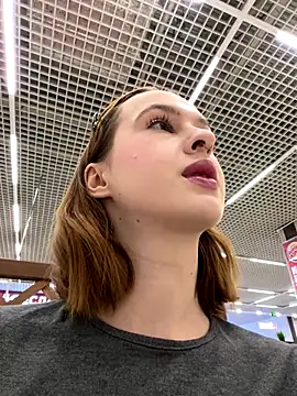 hani obsessed online show from 12/15/25, 09:46