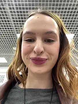 Snapshot of hani_obsessed chatting on 03/14/26, 12:54 hani obsessed online show from 03/14/26, 12:54