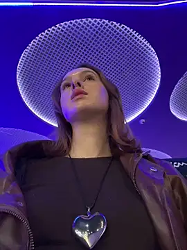 Snapshot of hani_obsessed chatting on 03/26/26, 11:05 hani obsessed online show from 03/26/26, 11:05