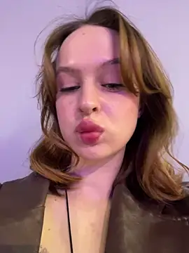 Snapshot of hani_obsessed chatting on 04/02/26, 10:13 hani obsessed online show from 04/02/26, 10:13