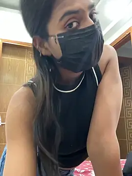 Snapshot of sexyayeshadesi chatting on 03/19/26, 06:45 sexyayeshadesi online show from 03/19/26, 06:45