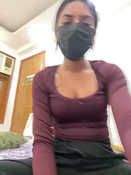 Snapshot of sexyayeshadesi chatting on 05/05/26, 05:43 sexyayeshadesi online show from 05/05/26, 05:43
