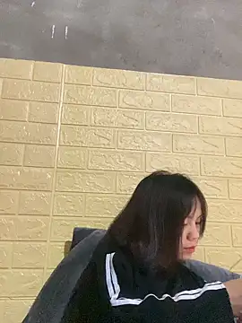 Trangbabylove online show from 04/06/26, 06:03