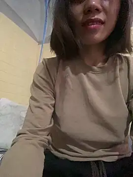 Snapshot of Trangbabylove chatting on 06/14/26, 05:20 Trangbabylove online show from 06/14/26, 05:20