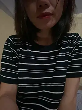Snapshot of Trangbabylove chatting on 07/19/26, 02:59 Trangbabylove online show from 07/19/26, 02:59