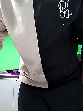 platone09 online show from 11/14/25, 01:43