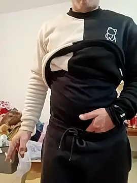 platone09 online show from 11/24/25, 08:52