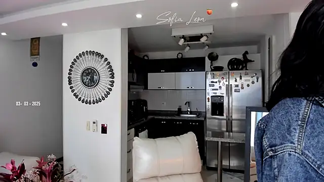 Snapshot of sofiasexhot chatting on 03/03/25, 02:37 sofiasexhot online show from 03/03/25, 02:37