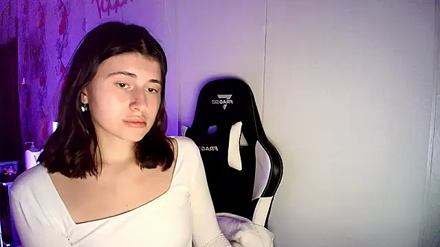 KristinaScott online show from 02/02/26, 03:44