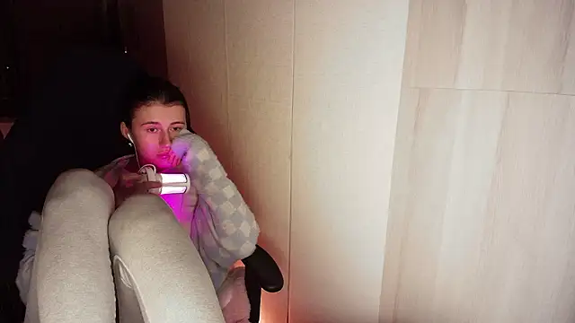 KristinaScott online show from 03/10/26, 08:14