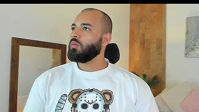 Snapshot of Chris_Varden chatting on 03/31/26, 07:03 Chris Varden online show from 03/31/26, 07:03