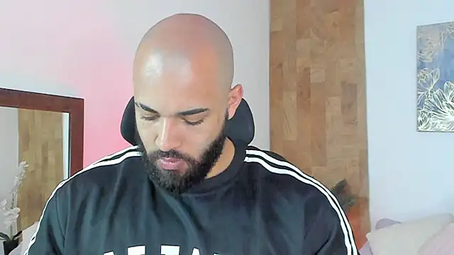 Snapshot of Chris_Varden chatting on 04/01/26, 08:17 Chris Varden online show from 04/01/26, 08:17