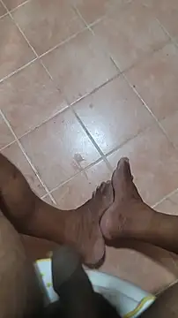 dubaimallu69 online show from 11/15/25, 07:54