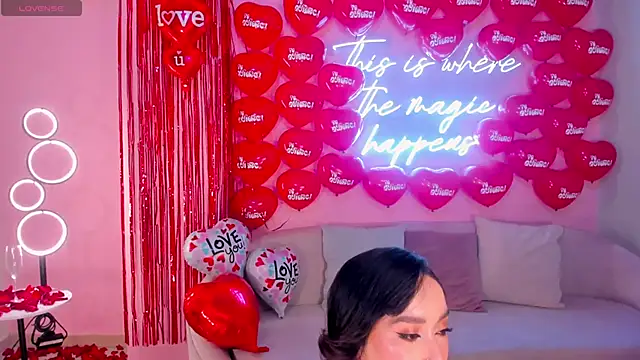 Snapshot of ZaraKafruni chatting on 02/14/26, 04:09 ZaraKafruni online show from 02/14/26, 04:09