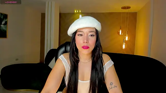 Snapshot of ZaraKafruni chatting on 03/12/26, 04:18 ZaraKafruni online show from 03/12/26, 04:18