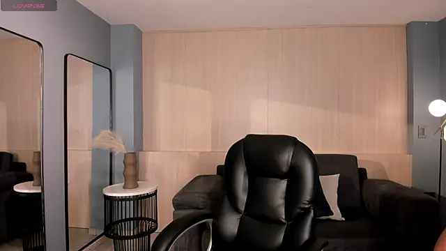 Snapshot of SophieLanne chatting on 03/20/26, 03:55 SophieLanne online show from 03/20/26, 03:55