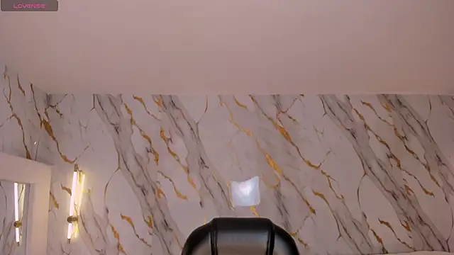 Snapshot of SophieLanne chatting on 03/22/26, 04:05 SophieLanne online show from 03/22/26, 04:05