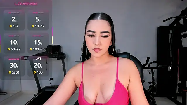 Snapshot of SophieLanne chatting on 04/03/26, 04:21 SophieLanne online show from 04/03/26, 04:21