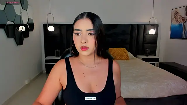 SophieLanne online show from 08/02/26, 04:22