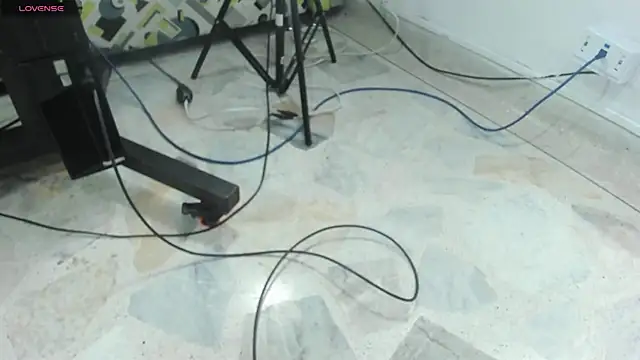 noa-camila online show from 11/26/25, 12:28