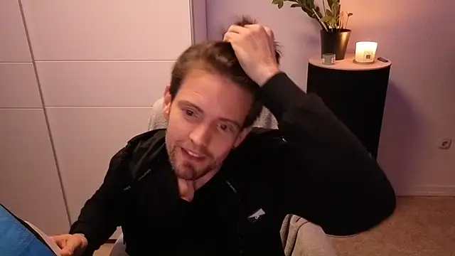 Mystery Mark online show from 11/22/25, 08:08