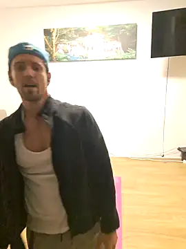 Mystery Mark online show from 12/01/25, 06:24