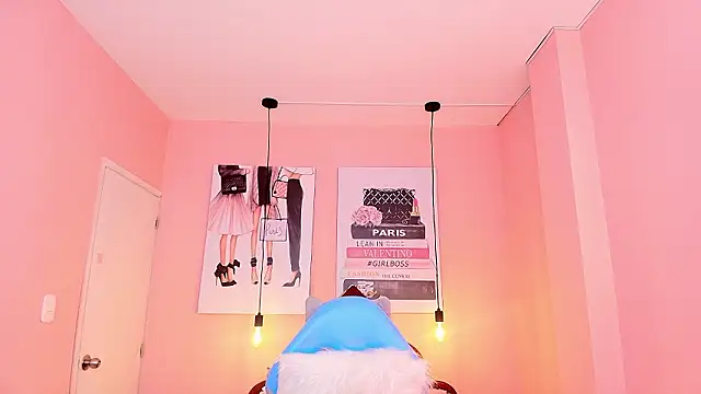 Snapshot of Milu_carbajal_x chatting on 02/12/26, 09:54 Milu carbajal x online show from 02/12/26, 09:54