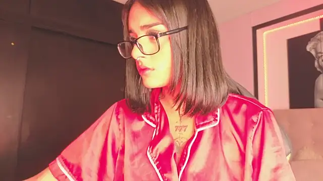 Milu carbajal x online show from 05/20/26, 04:51