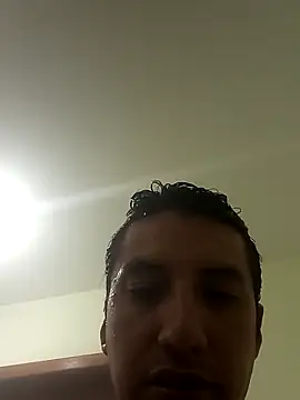 Snapshot of carlostdh91 chatting on 02/16/26, 07:21 carlostdh91 online show from 02/16/26, 07:21