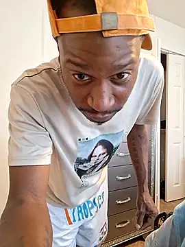 Snapshot of yourboy501withthebig1 chatting on 06/27/26, 04:56 yourboy501withthebig1 online show from 06/27/26, 04:56