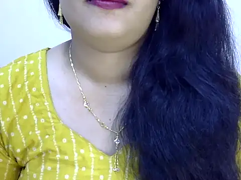 Muskan Jha online show from 05/24/26, 01:32