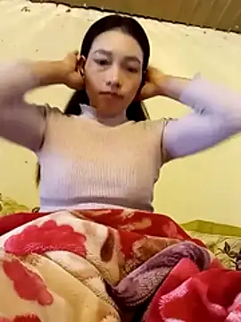 Snapshot of _Su-Su_ chatting on 11/17/25, 06:41 Su-Su online show from 11/17/25, 06:41