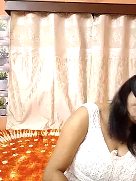 Cute-richa1 online show from 05/09/26, 03:06
