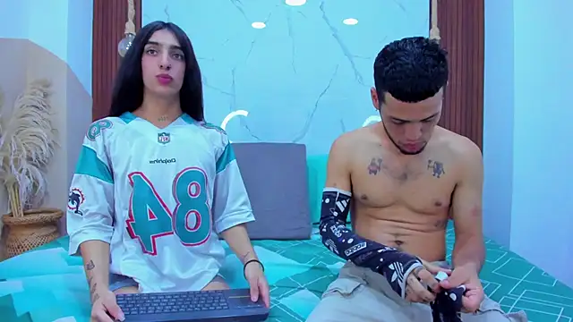 Loversinfire2 online show from 04/03/26, 02:09