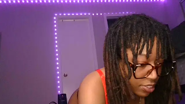 stellakobra online show from 02/09/26, 03:32