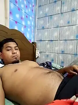 Snapshot of Pi18cm chatting on 12/20/25, 01:40 Pi18cm online show from 12/20/25, 01:40