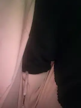 Lousii online show from 03/18/26, 07:44