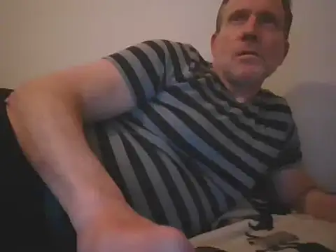 JonnaCD online show from 12/07/24, 04:42