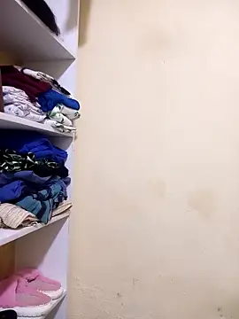 Snapshot of honeypot224 chatting on 04/16/26, 04:24 honeypot224 online show from 04/16/26, 04:24