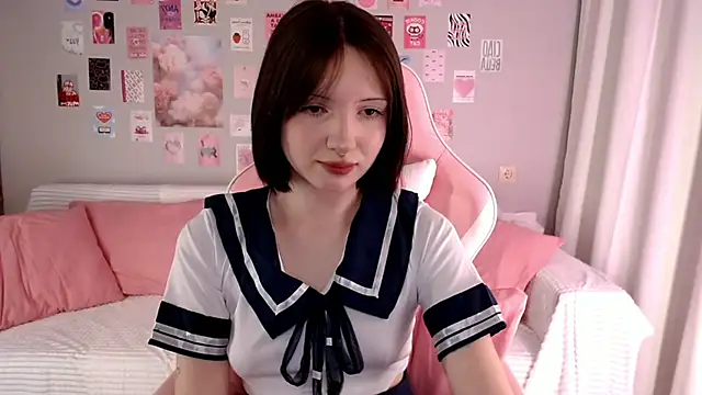 Snapshot of Lexi_Bottom chatting on 12/23/25, 01:58 Lexi Bottom online show from 12/23/25, 01:58