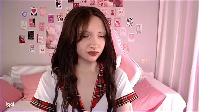 Snapshot of Lexi_Bottom chatting on 02/04/26, 02:17 Lexi Bottom online show from 02/04/26, 02:17