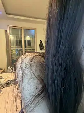 Snapshot of XX125216 chatting on 02/01/26, 01:09 XX125216 online show from 02/01/26, 01:09