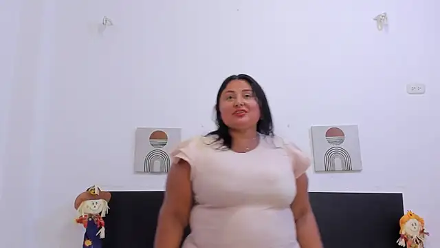 BWW-CINDY11 online show from 11/19/25, 07:25